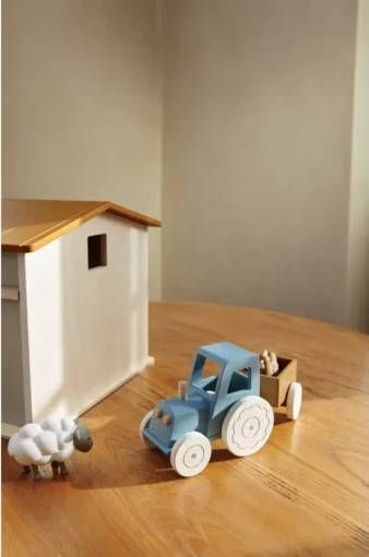 Дитячий дерев`яний трактор LIEWOOD 